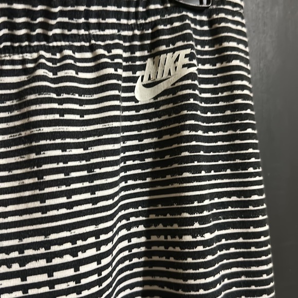 Nike Leggings sz L - Picture 4 of 6